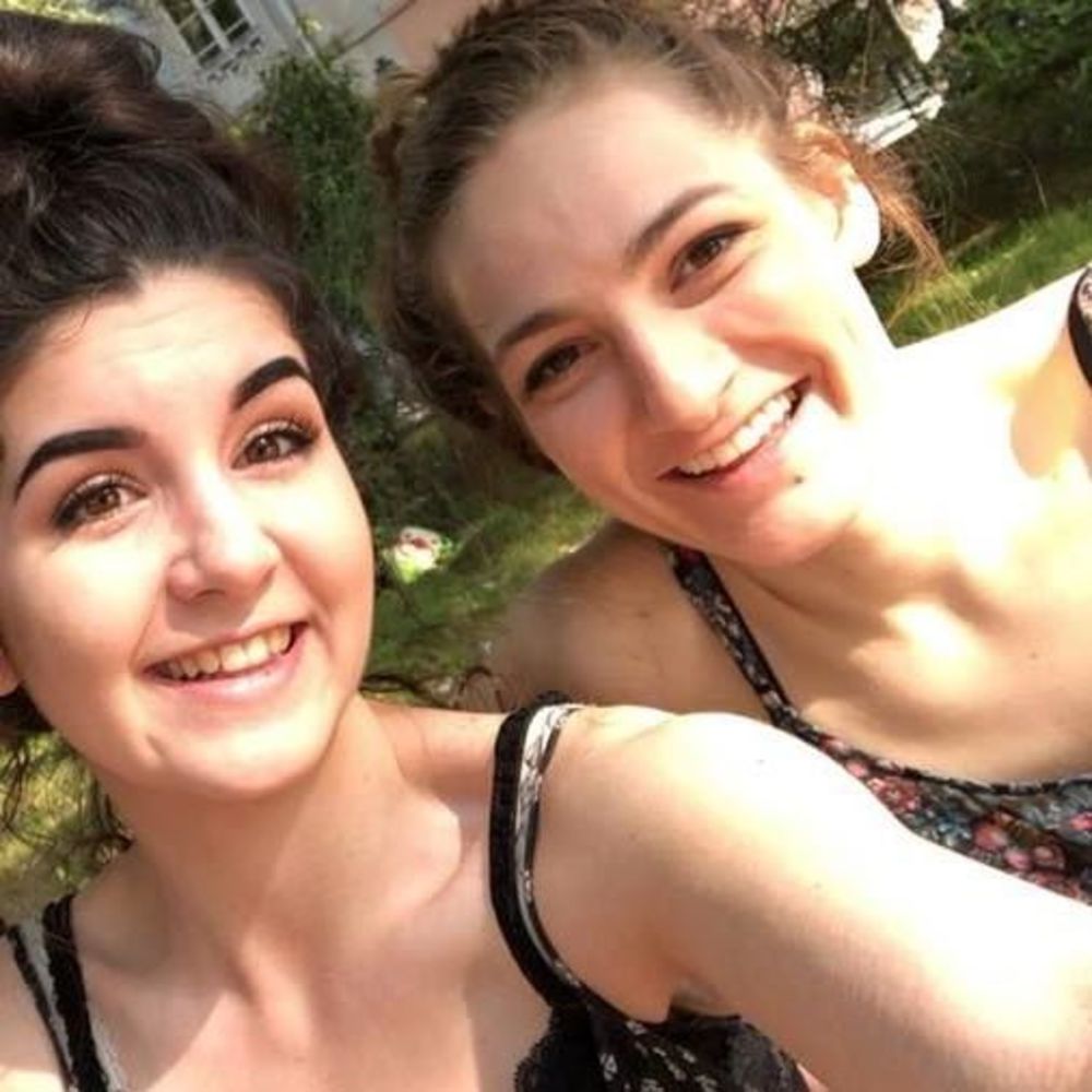 Meet your Posher, Olive